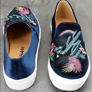 Dirty Laundry Jiana Blue Velvet Sneakers